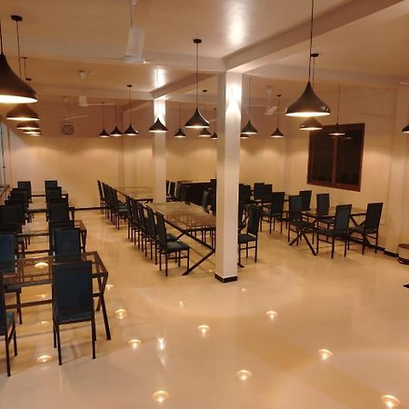Crystal Riverston Deck Matale Bagian luar foto