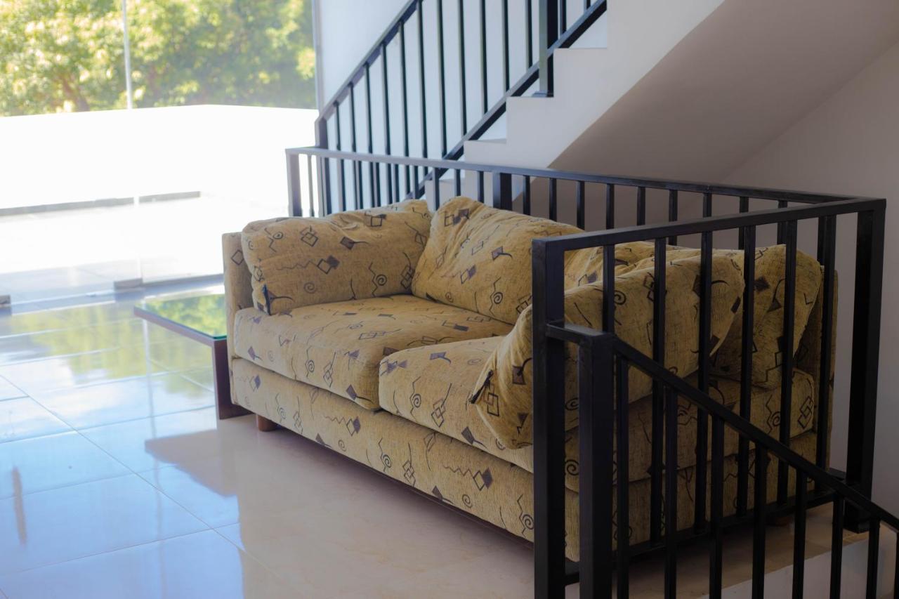 Crystal Riverston Deck Matale Bagian luar foto