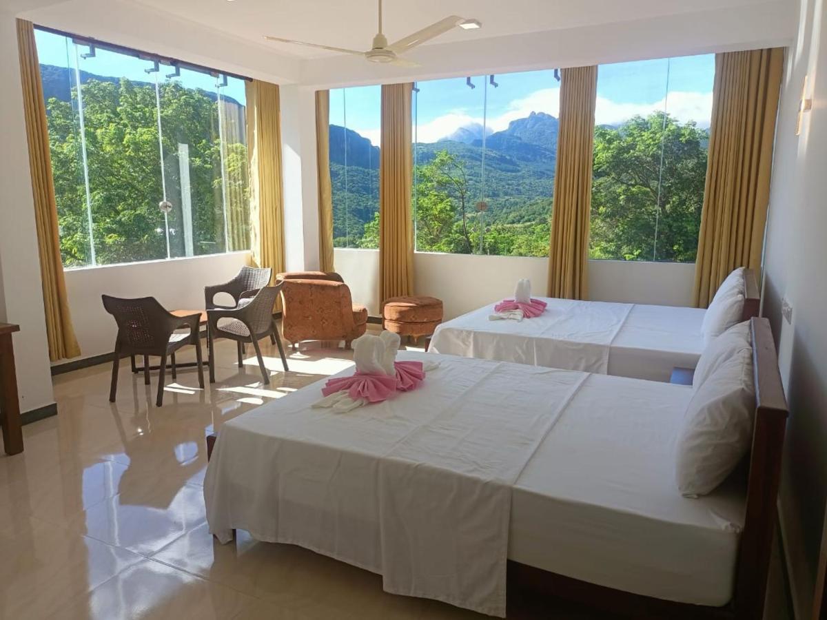 Crystal Riverston Deck Matale Bagian luar foto