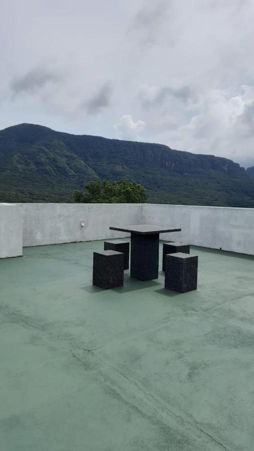 Crystal Riverston Deck Matale Bagian luar foto