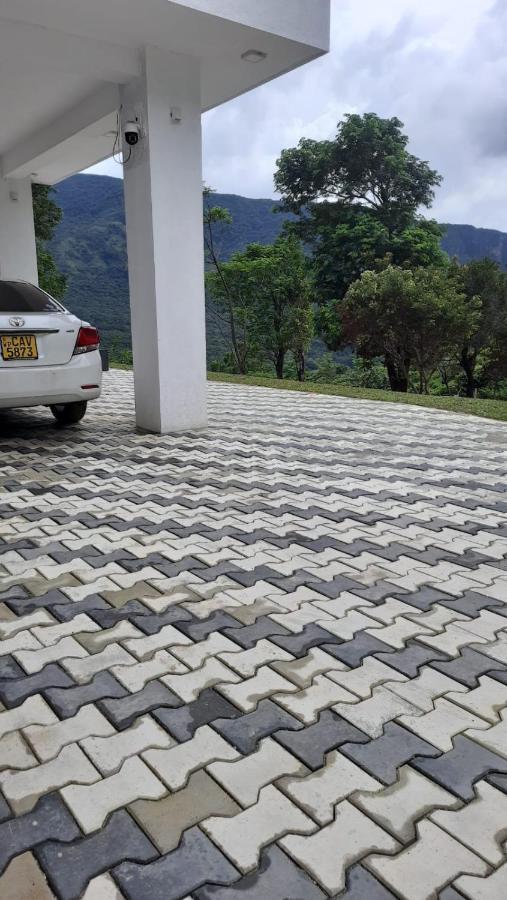 Crystal Riverston Deck Matale Bagian luar foto
