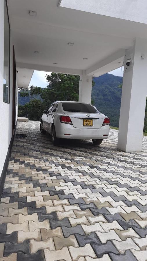 Crystal Riverston Deck Matale Bagian luar foto