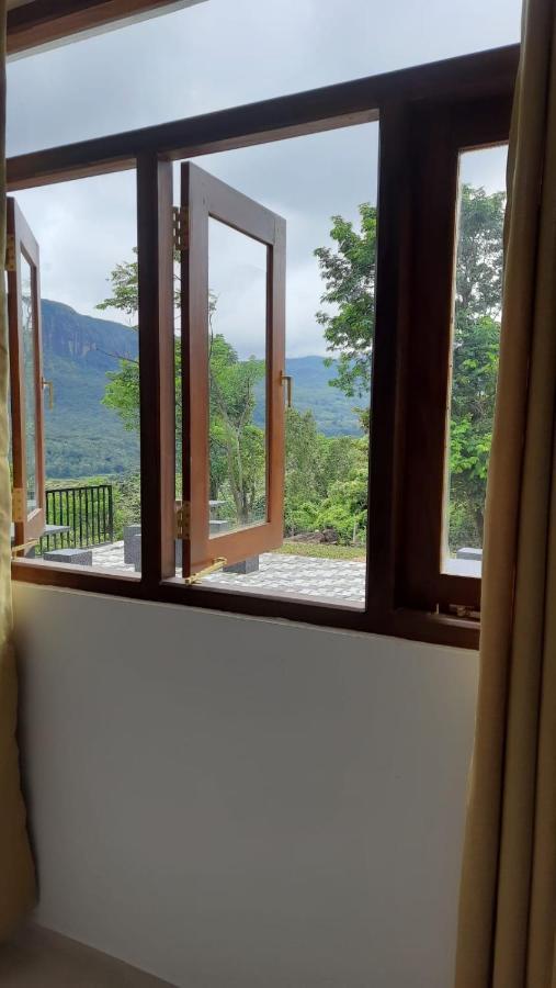 Crystal Riverston Deck Matale Bagian luar foto