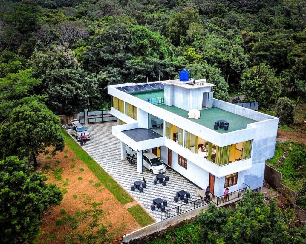 Crystal Riverston Deck Matale Bagian luar foto